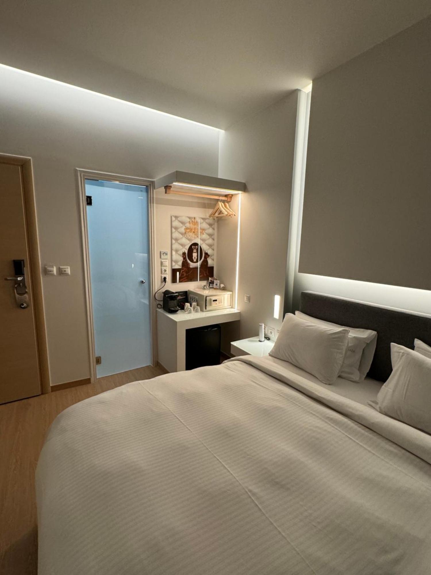 Mirada Hotel Athens Exterior photo