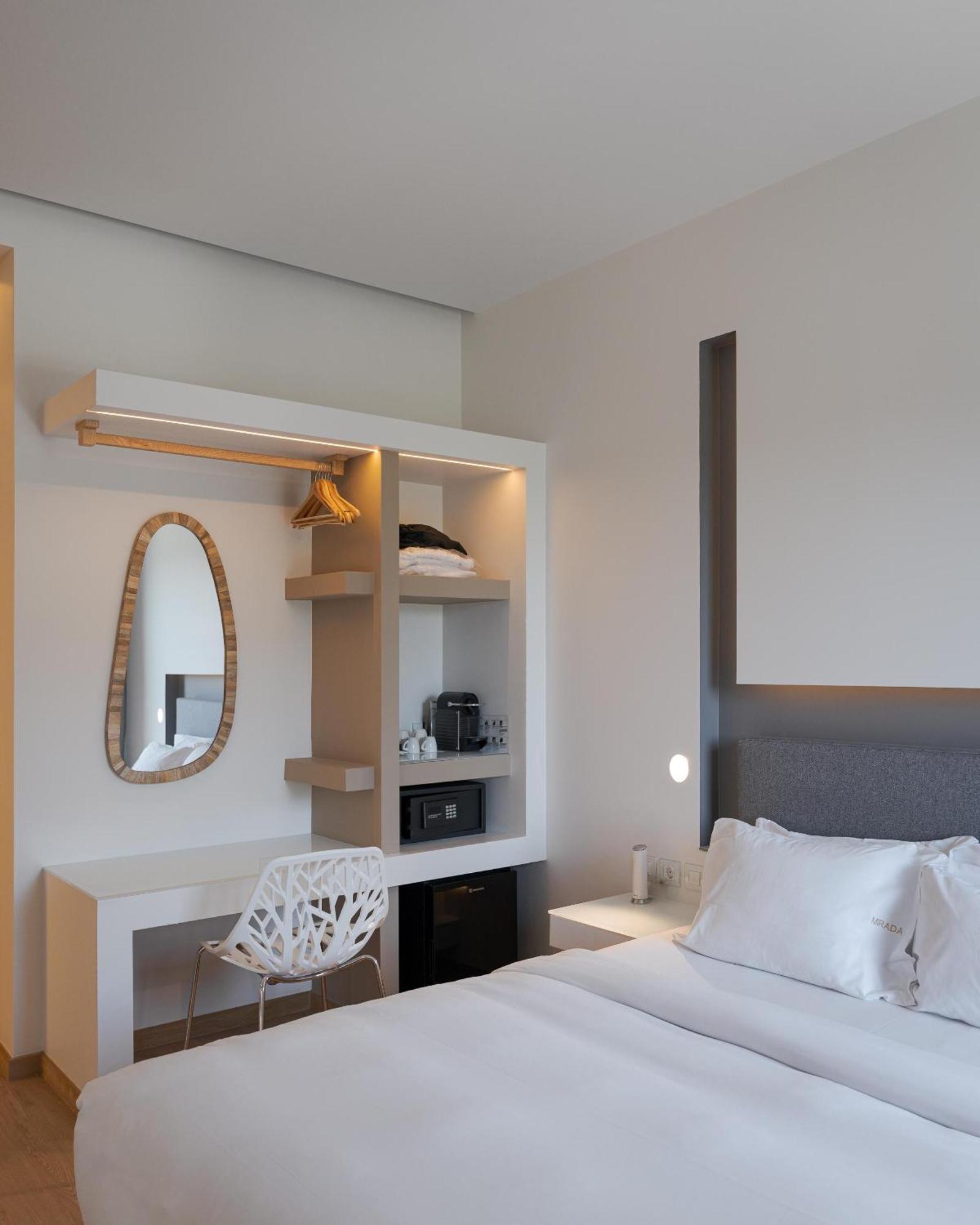 Mirada Hotel Athens Exterior photo